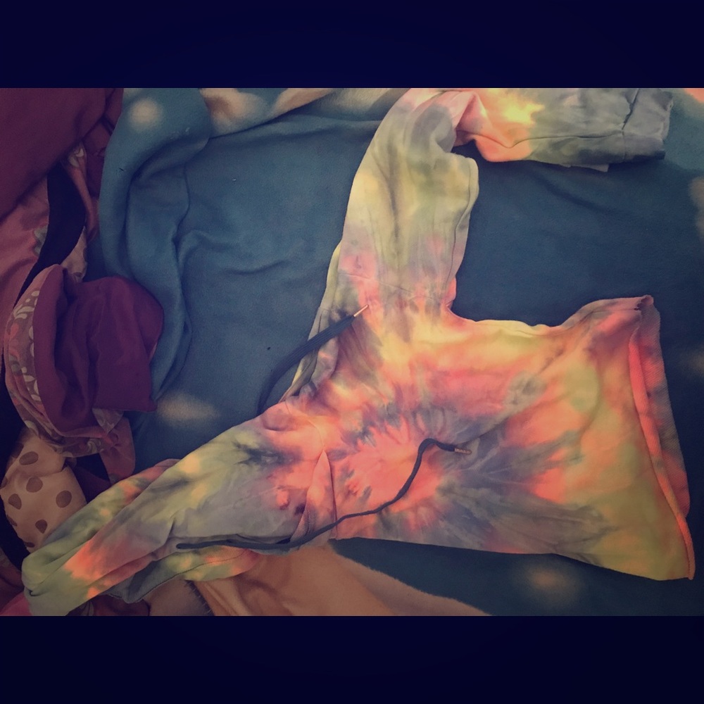 Rue 21 tyedye crop top